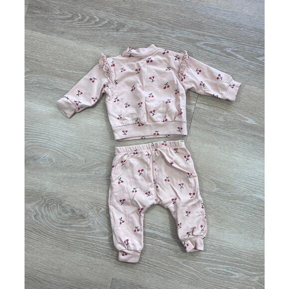 Jessica Simpson Cherry Outfit- Size 3-6m - Picture 2 of 5